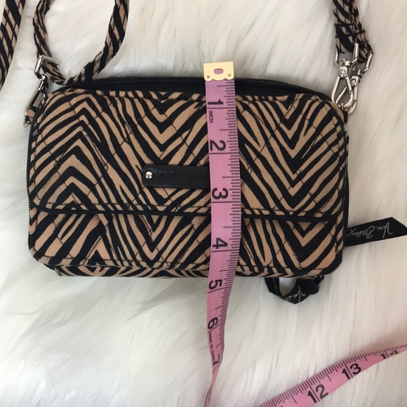 Vera Bradley Organizer - Picture 9 of 9